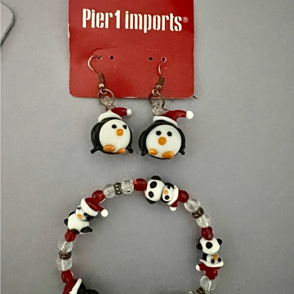 Pier 1 Christmas Santa Hat Penguin Bracelet & Earrings Set w/LampWork Beads